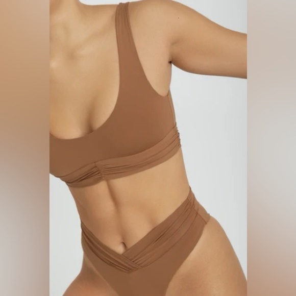 New! RIOT SWIM Pico Top in Brown Sugar 31057 - Picture 7 of 14
